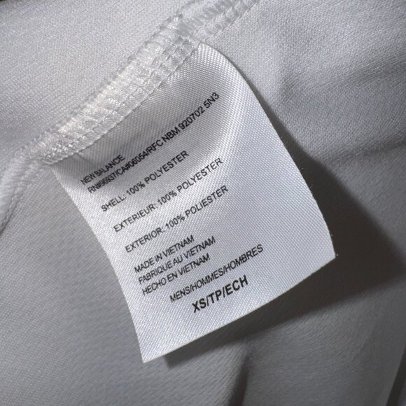 New Balance Lightweight Running Shirt Mens XS White Reflective Athletic Training - Picture 10 of 11